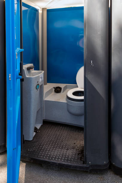 Best Affordable porta potty rental  in Miami Gardens, FL